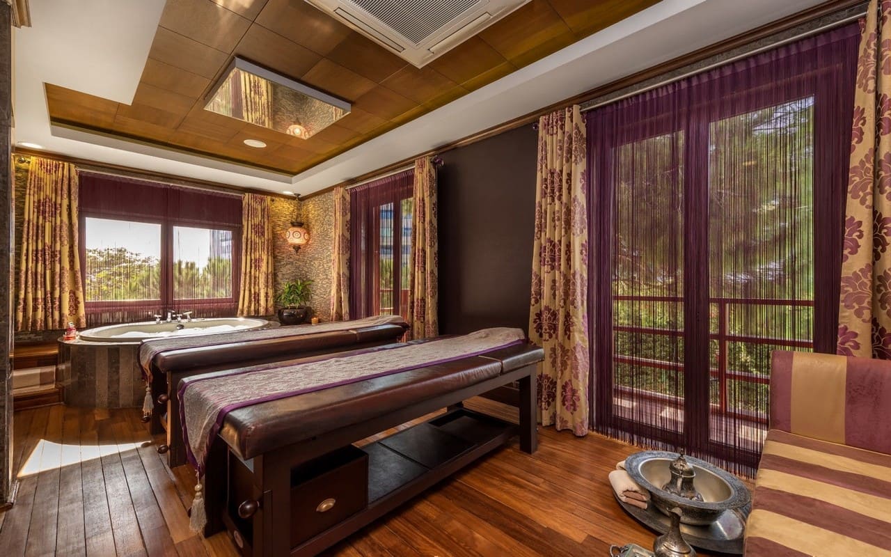 Cornelia Diamond Golf Spa